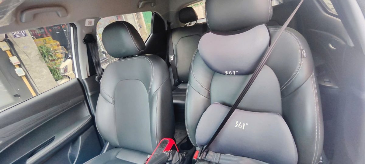 Hàng ghế trước bọc da của xe VinFast VF5 4 chỗ