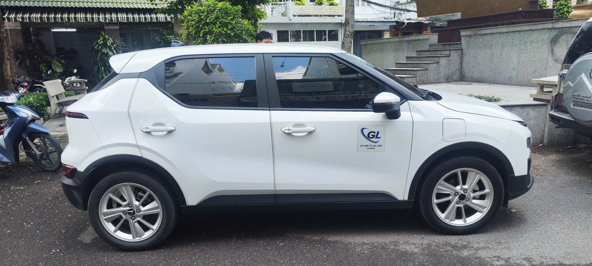 Thân xe VinFast VF5 4 chỗ nhìn ngang
