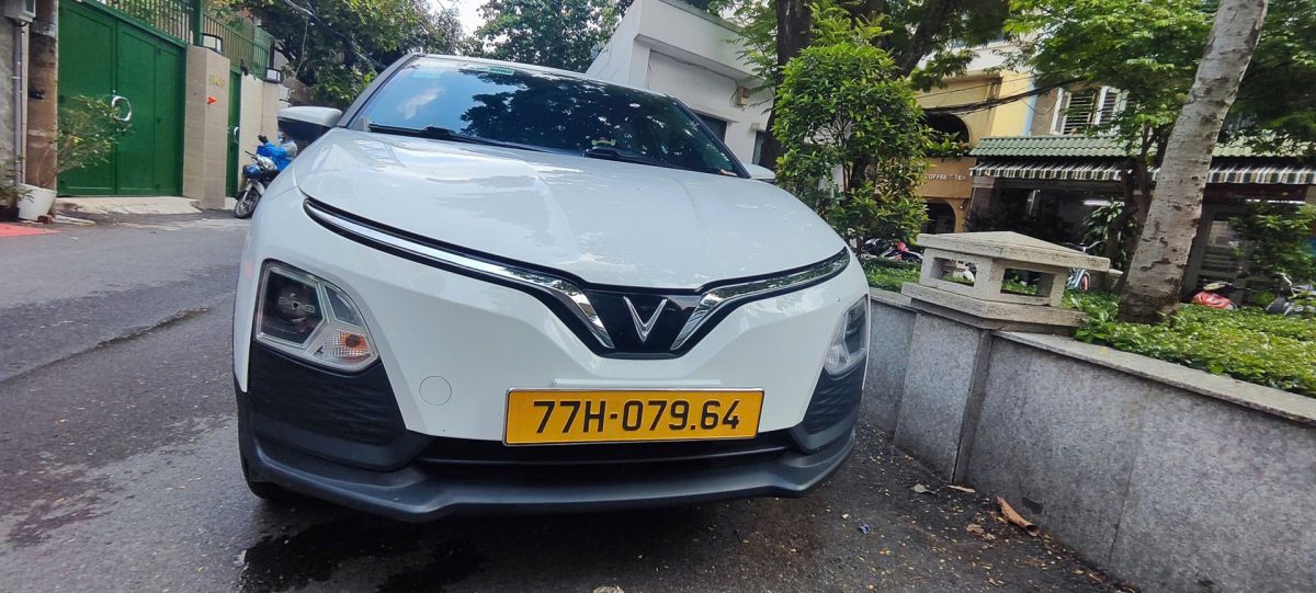 Mặt trước xe điện VinFast VF5 4 chỗ
