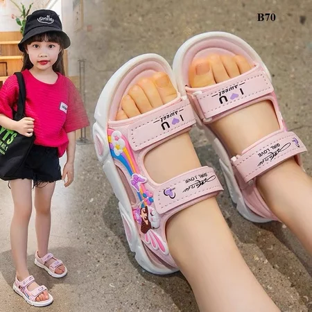 Dép Sandal Bé Gái Dép Quai Hậu Quai Dán Đế Cao Su Mềm Chống Trơn Trượt Sandal đi học Cho Bé Gái 2024